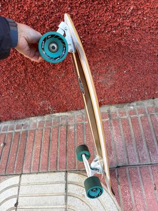 Longboard Oxelo Negro con Ruedas Verdes