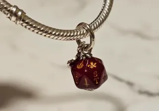 Charm Colgante Dado Stranger Things