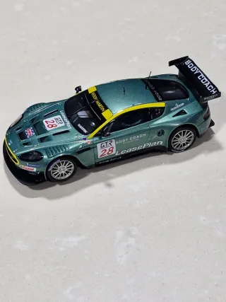 Scalextric Aston Martin GTR 28