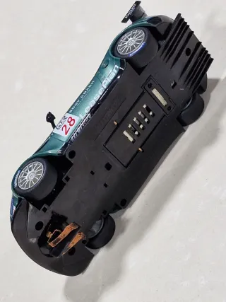 Scalextric Aston Martin GTR 28