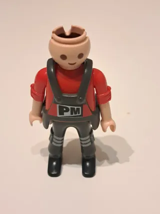 Lote 4 Playmobil con Cascos