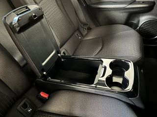 TOYOTA Prius PlugIn 125PH Solar