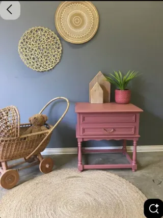 Mesita auxiliar madera antigua