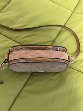 Bandolera beige y marrón