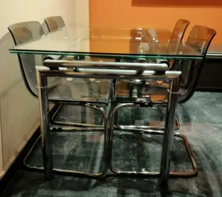 Mesa de cristal extensible salón con 4 sillas