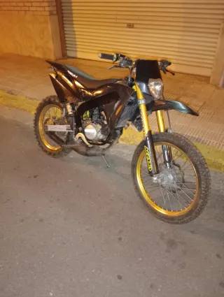 Moto Rieju MRX 50cc (se acepta cambio por coche)