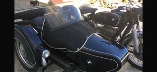 Moto con Sidecar para reportaje fotográfico