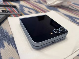 Samsung Galaxy Z Flip - Come nuovo