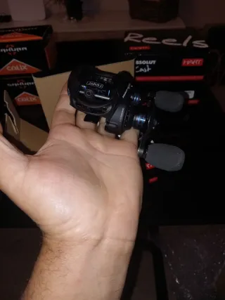 Carrete Pesca Hart Absolut Casting Metal Negro