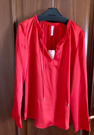 Blusa roja de manga larga Mango