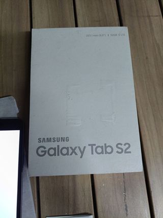 SAMSUNG Galaxy Tab S2 - Tablet de 9.7" 2K