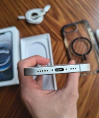 iPhone 16e Blanco 128GB Como Nuevo