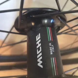 Ruedas carretera Miche Vittoria Zaffiro Pro