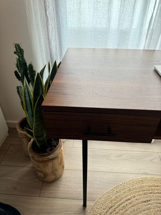 Escritorio Vega Madera y Metal Negro