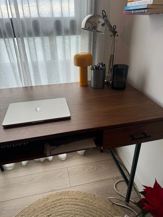 Escritorio Vega Madera y Metal Negro