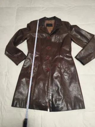 Chaqueta de piel de búfalo entallada