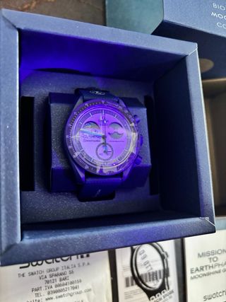 Swatch Mission to Earthphase Moonshine Gold