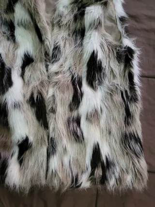 Chaleco pelo Zara Talla S