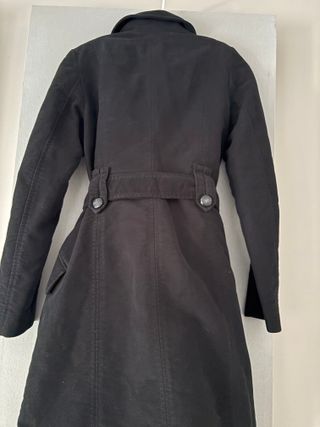 Abrigo Mango militar entallado negro