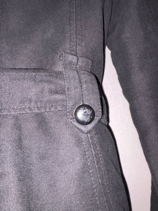 Abrigo Mango militar entallado negro