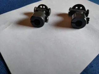 PORTA AGUJAS DOBLE   Refrey 427-Singer 807