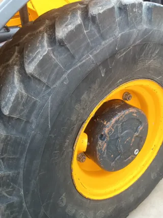 Neumáticos Retroexcavadora Mixta Firestone