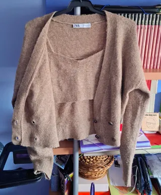 Conjunto cárdigan y top ZARA marrón
