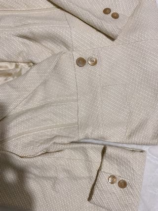 Americana estructurada beige con textura  Zara