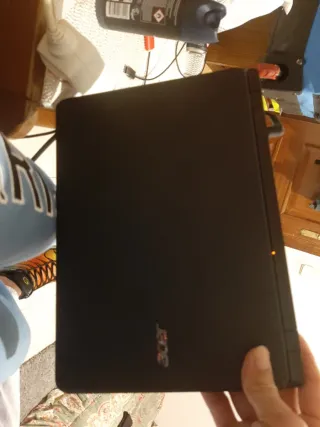 Acer Aspire ES 11 Portátil Negro