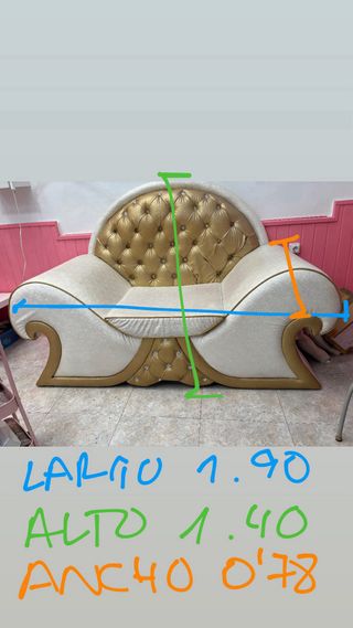 Sofá Majestuoso Dorado y Blanco