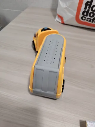 Camion Trasportatore Doppio Ponte Giocattolo