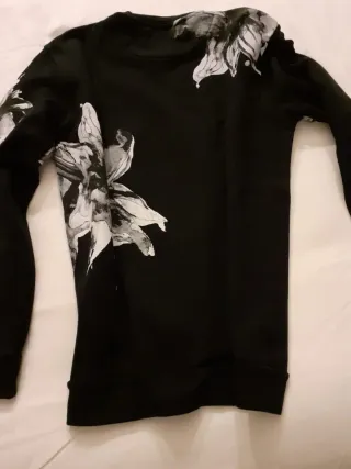 Felpa Zara donna con stampa floreale