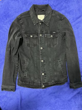 Chaqueta vaquera negra Pull&Bear