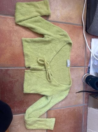 Bershka Chaqueta Peluda Verde Talla Única