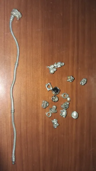 Pulsera Pandora Plata con Abalorios