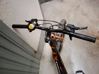 Bicicleta Monty Montaña Negra y Naranja