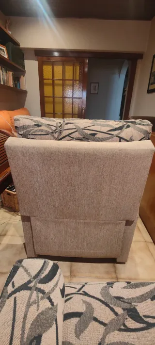 Sillón reclinable eléctrico con mando
