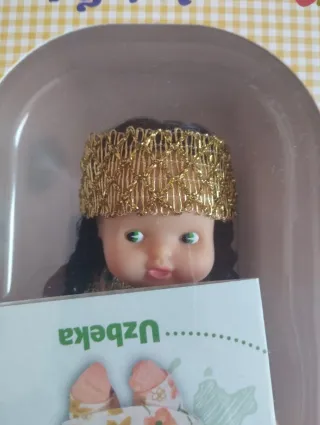 Barriguitas de Famosa - Muñeca Uzbeka