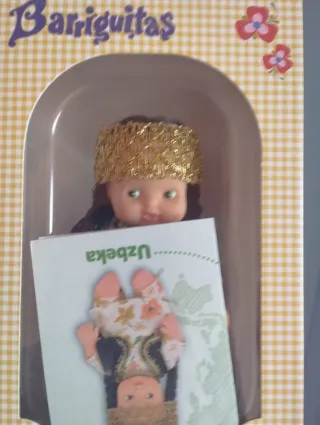Barriguitas de Famosa - Muñeca Uzbeka