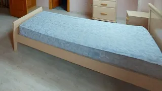 Cama individual de madera