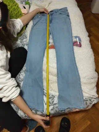 Pantalón vaquero campana mujer