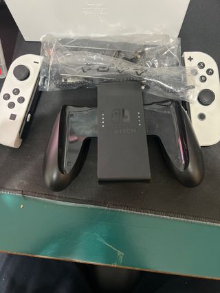 Nintendo Switch OLED + mando