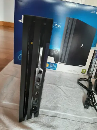 PS4 Pro 1TB Jet Black