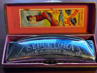 Armónica M. Hohner Seductora