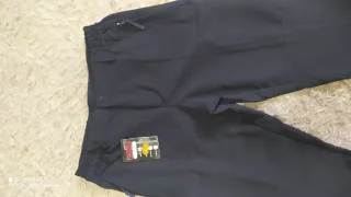 Pantalones azul marino nuevos