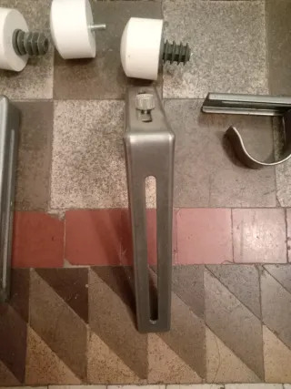 Barra Cortina Extensible IKEA RÄCKA Negra+soportes