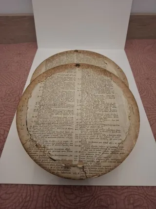 Cuadro Ovalado Dorado con Flores