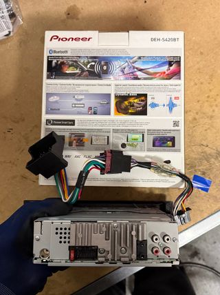 Radio Coche Pioneer DEH-S420BT