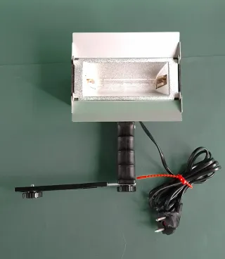 LÁMPARA O ANTORCHA KAISER 3000 PARA FOTO Y VÍDEO