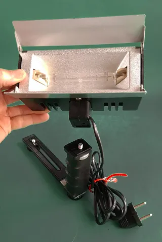 LÁMPARA O ANTORCHA KAISER 3000 PARA FOTO Y VÍDEO